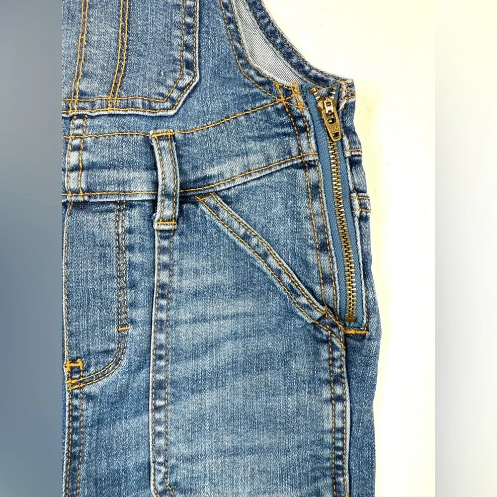 OSHKOSH B’GOSH Girls Denim Overalls Tapered Raw Hem 5 Casual Stretch Classic‎